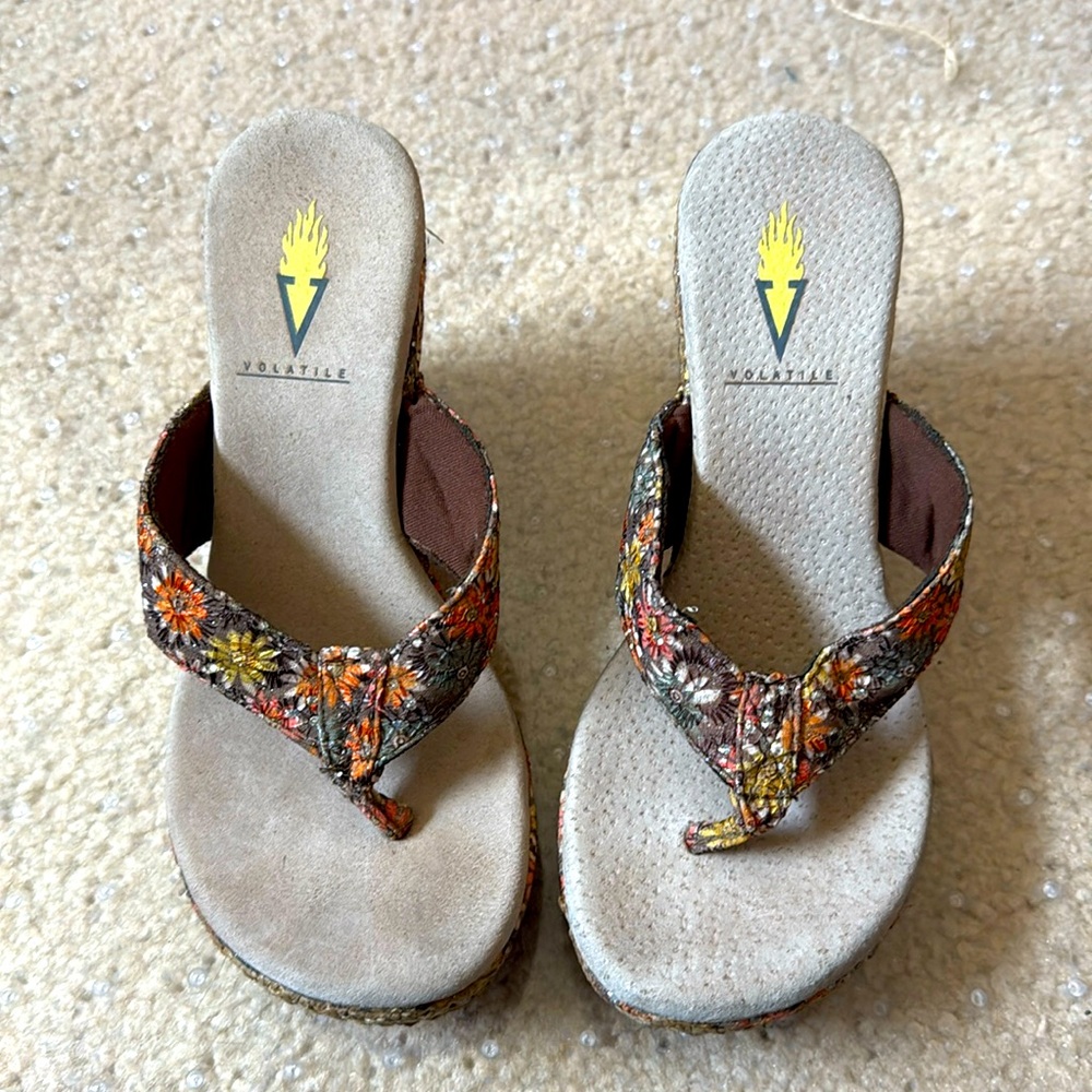 Volatile Sandals